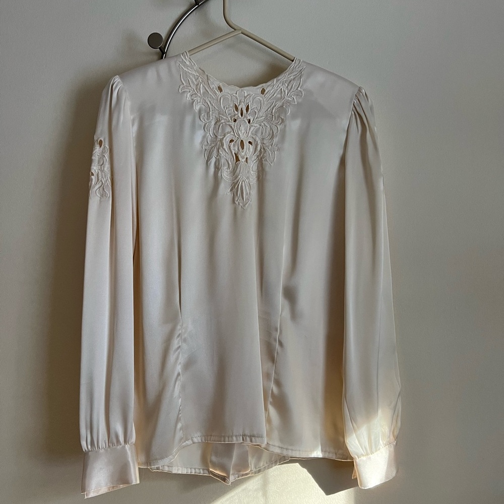 NICOLA Cream Blouse with Lace Detail